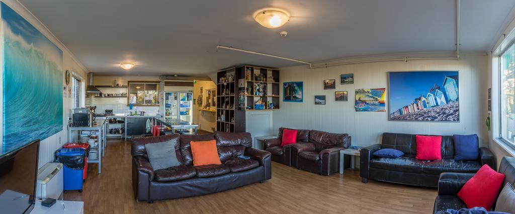 Bells Beach Backpackers Hostel Торки Екстериор снимка