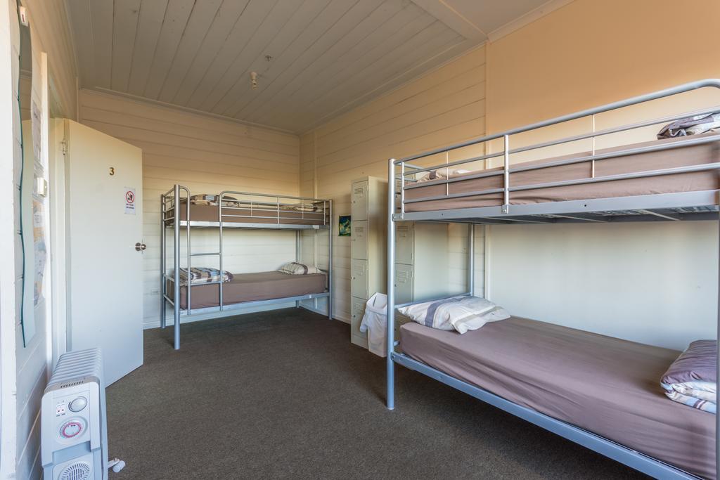 Bells Beach Backpackers Hostel Торки Екстериор снимка
